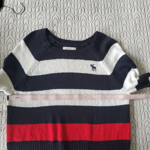 Abercrombie & Fitch Navy Striped Sweater Size Medium - Picture 5 of 8